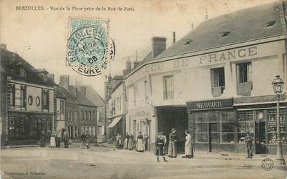 CPA FRANCE 28 "Brezolles, vue de la place prise de la rue de Paris"