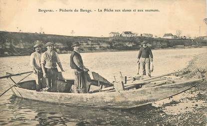 CPA FRANCE 24 "Bergerac, Pêcherie du Barage, la pêche aux aloses et aux saumons"