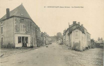 / CPA FRANCE 79 "Moncoutant, la grande rue"