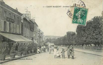 / CPA FRANCE 79 "Saint Maixent, av Gambetta"