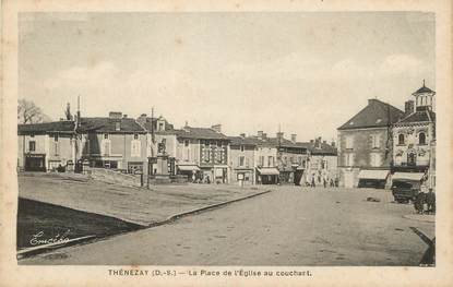 / CPA FRANCE 79 "Thenezay, la place de l'église au couchant"