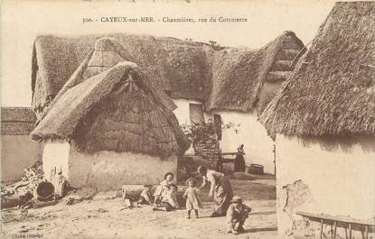 / CPA FRANCE 80 "Cayeux sur Mer, chaumières, rue du commerce"