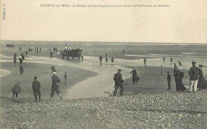 / CPA FRANCE 80 "Cayeux, le bateau de sauvetage partant au secours d'un bateau en détresse"