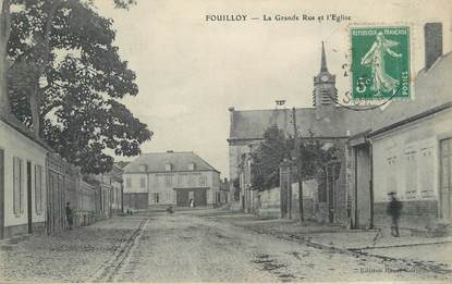 / CPA FRANCE 80 "Fouilloy, la grande rue et l'église"