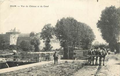 / CPA FRANCE 80 "Ham, vue du château et du canal" / PENICHE