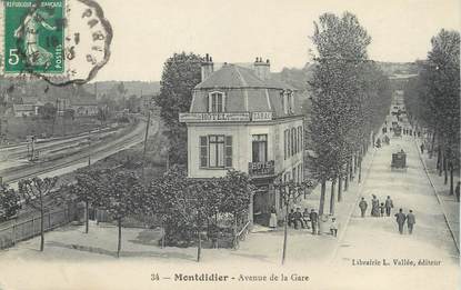 / CPA FRANCE 80 "Montdidier, av de la gare"