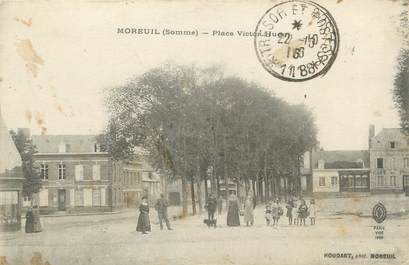 / CPA FRANCE 80 "Moreuil, place Victor Hugo"