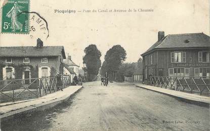 / CPA FRANCE 80 "Picquigny, pont du canal et av de la Chaussée"