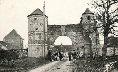 CPSM FRANCE 28 "Chateauneuf en Thymerais, la ferme du Guillandru"