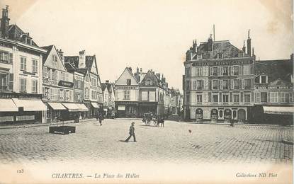 CPA FRANCE 28 "Chartres, la Place des Halles"
