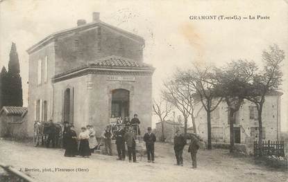 / CPA FRANCE 82 "Gramont, la poste"