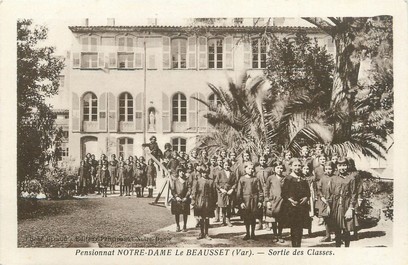 / CPA FRANCE 83 " Le Beausset, pensionnat Notre Dame, sortie des classes"