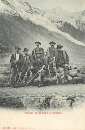 CPA FRANCE 74 "Chamonix, Groupe de guides"