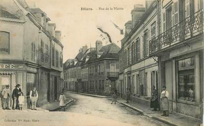 CPA FRANCE 28 "Illiers, rue de la Mairie"