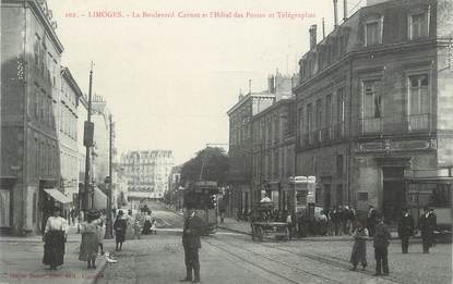/ CPA FRANCE 87 "Limoges, le bld Carnot et l'hôtel des postes"
