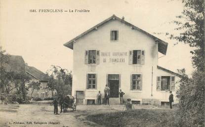 CPA FRANCE 74 "Frenclens, la Fruitière"