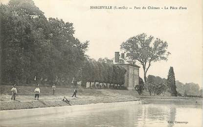 / CPA FRANCE 78 "Hargeville, parc du château, la pièce d'eau"