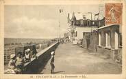 50 Manche CPA FRANCE 50 "Coutainville, la promenade"