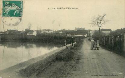 CPA FRANCE 28 "La Loupe, l'abreuvoir"