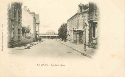 CPA FRANCE 28 "La Loupe, la rue de la gare"