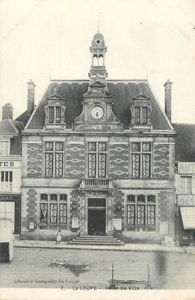 CPA FRANCE 28 "La Loupe, Hotel de ville "