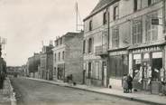 28 Eure Et Loir CPSM FRANCE 28 "La Loupe, la rue de la gare"