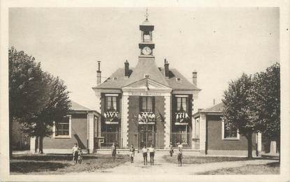 / CPA FRANCE 78 "Garancières, la mairie et l'école"