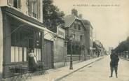 78 Yveline CPA FRANCE 78 "Mantes, la rue du chemin de fer"
