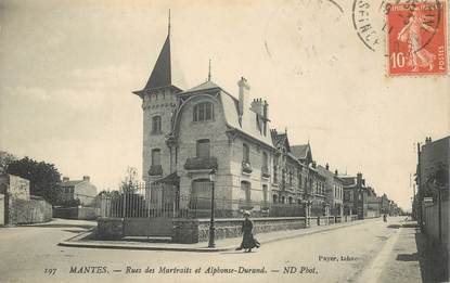 CPA FRANCE 78 "Mantes, rue des Martraits et Alphonse Durand"