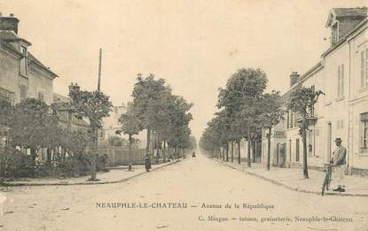 CPA FRANCE 78 "Neauphle le Chateau, Avenue de la République "