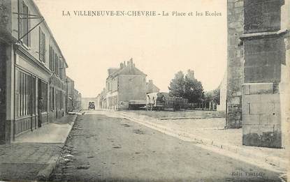 CPA FRANCE   78  "La Villeneuve en chevrie,  la Place et les ecoles"