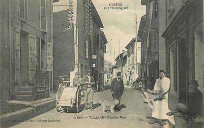    CPA  FRANCE 38 "Tullins, Grande rue"