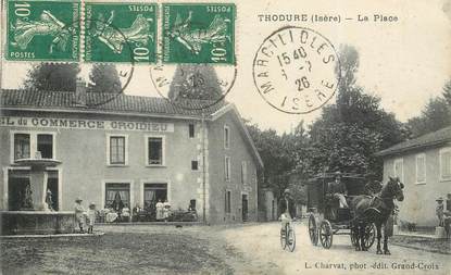 CPA FRANCE 38 "Thodure, la place"
