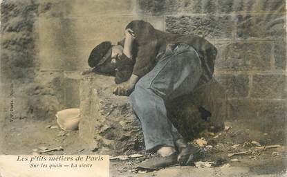 CPA FRANCE 75 "Paris, la Sieste sur les quais"