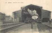 30 Gard CPA FRANCE 30 "Nimes, intérieur de la gare" / TRAIN