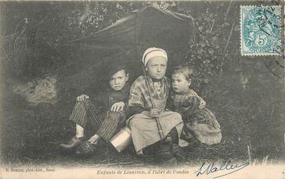 CPA FRANCE 29 "Enfants de Lesneven"