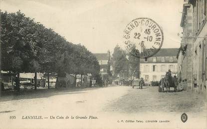 CPA FRANCE 29 "Lannilis, un coin de la grande place"