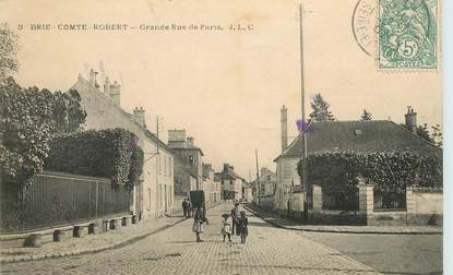 CPA FRANCE 77 "Brie Comte Robert, grande rue de Paris"