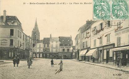 CPA FRANCE 77 "Brie Comte Robert, la place du marché"