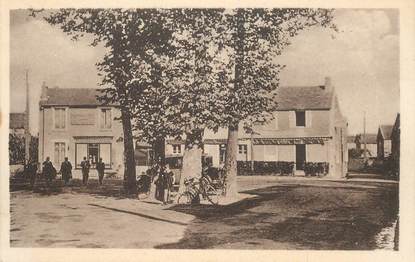 CPA FRANCE 77  "Bois le Roi, la place de la Cité"