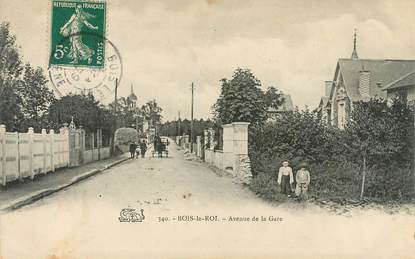 CPA FRANCE 77  "Bois le Roi, l'avenue de la gare"