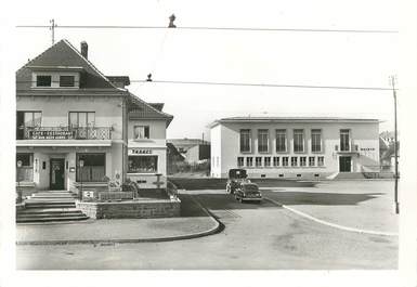 / CPSM FRANCE 68 "Illsach, place de la mairie"