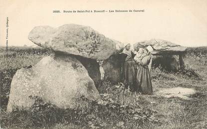 CPA FRANCE 29 "Route de saint pol à Roscoff, les dolmens de Caravel"