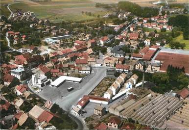 / CPSM FRANCE 70 "Héricourt, vue aérienne, la place du marché"