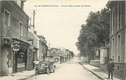 CPA FRANCE 18 "La Guerche, la grande rue et route de Nevers"