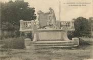 18 Cher CPA FRANCE 18 "Sancerre, monument aux morts"