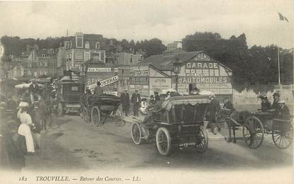 CPA FRANCE 14 "Trouville sur Mer, retour des Courses" / Garage automobiles