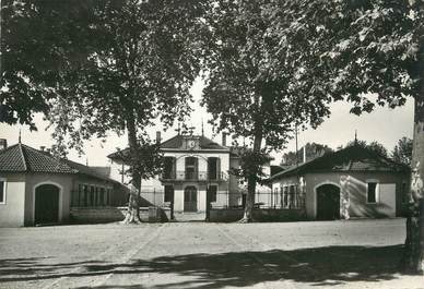 / CPSM FRANCE 71 "Saint Germain du Bois, hôtel de ville et foyer rural"