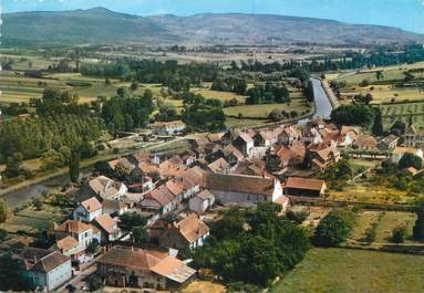 / CPSM FRANCE 71 "Saint Gilles, quartier du bas, vue aérienne"