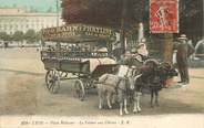 69 RhÔne CPA FRANCE 69 "Lyon, Place Bellecour, la voiture aux chèvres"